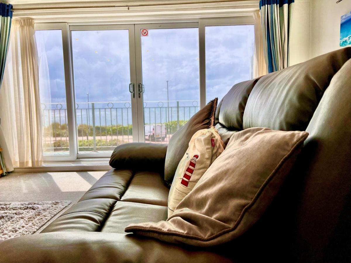 Stunning Beach Front house Pwllheli Exterior foto