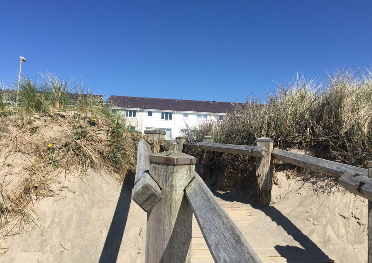 Stunning Beach Front house Pwllheli Exterior foto