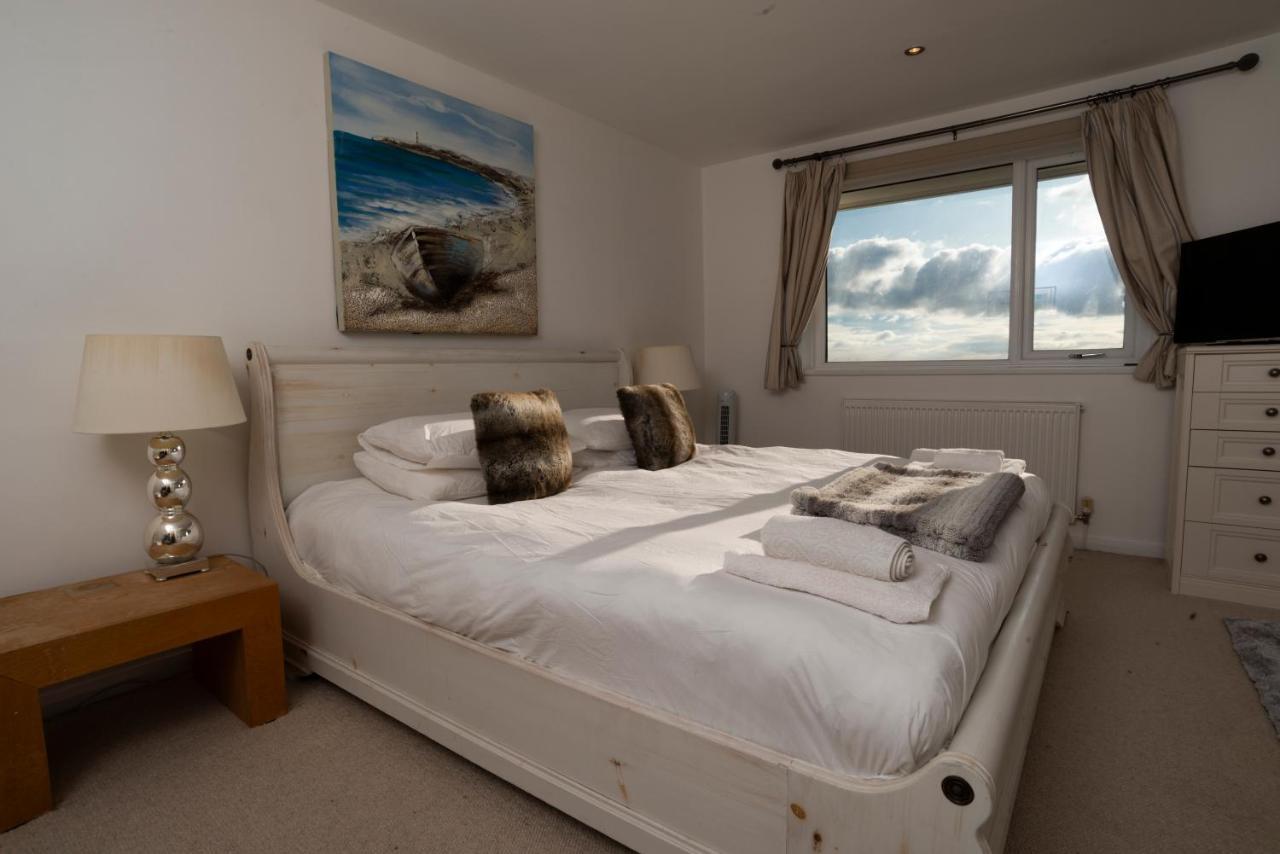 Stunning Beach Front house Pwllheli Exterior foto